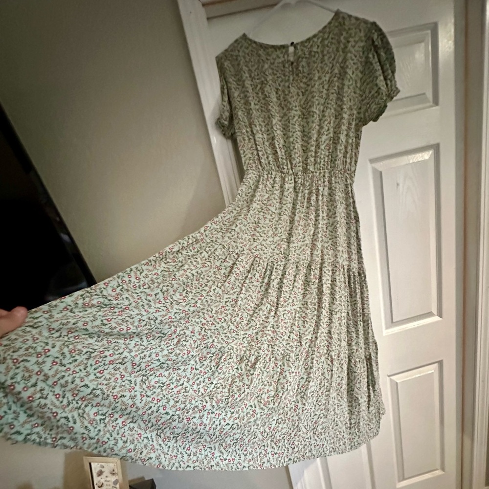 Floral Midi Dress - Picture 4 of 6